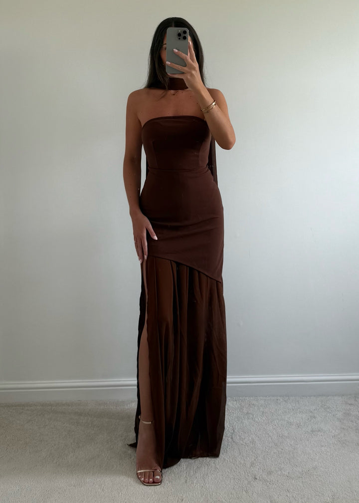 "Soulie" Brown Chiffon Hem Maxi Dress